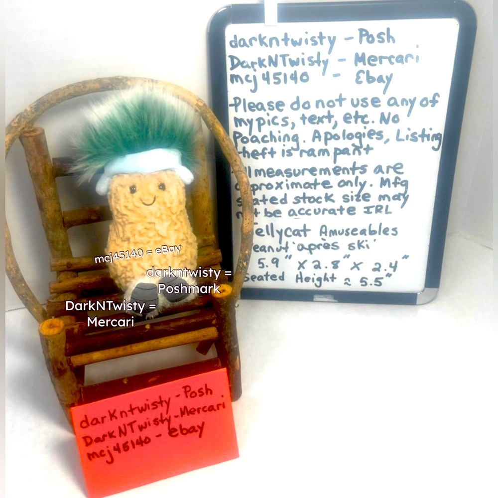 LAST ONE BNWT JELLYCAT AMUSEABLES PEANUT après ski PRICE VERY FIRM NO OFFERS